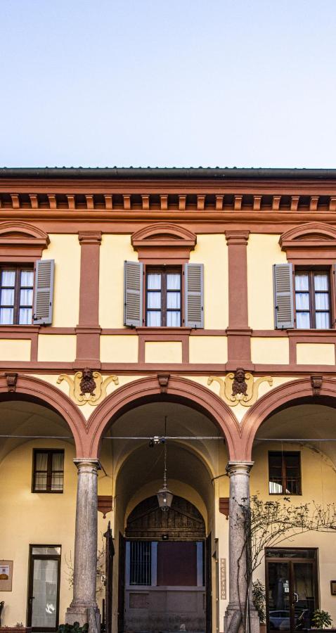 Hotel Tornielli 9 By Lvg Hotel Collection Novara Kültér fotó