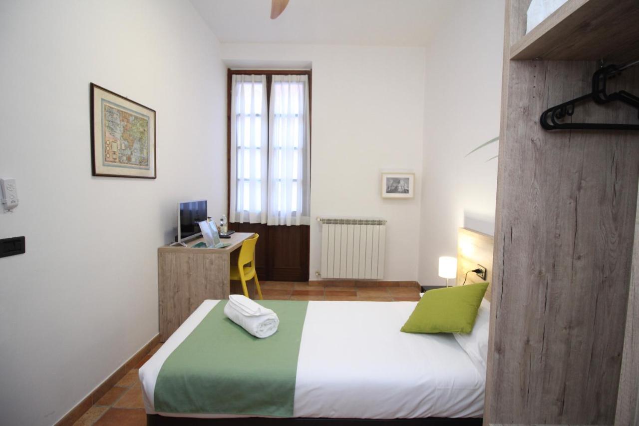 Hotel Tornielli 9 By Lvg Hotel Collection Novara Kültér fotó